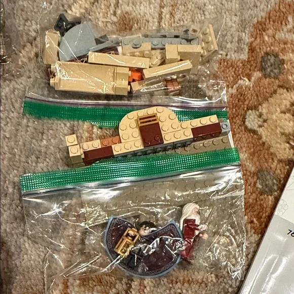 LEGO Harry Potter Hogwarts Castle Set - Picture 5 of 5